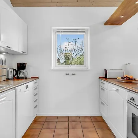 2 Bedroom Beautiful In